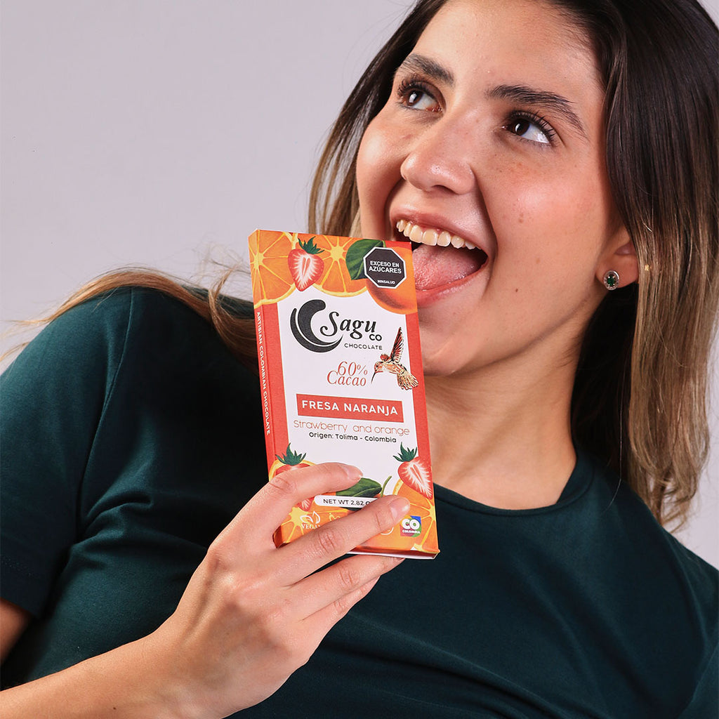 Chocolate Premium 60% de cacao con fresa y naranja 80g